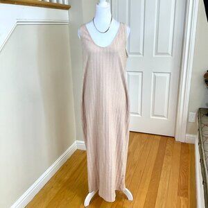 Elegant Cream Sleeveless Maxi Dress